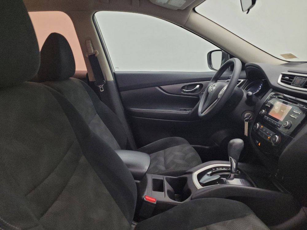Used 2015 Nissan Rogue S image 21