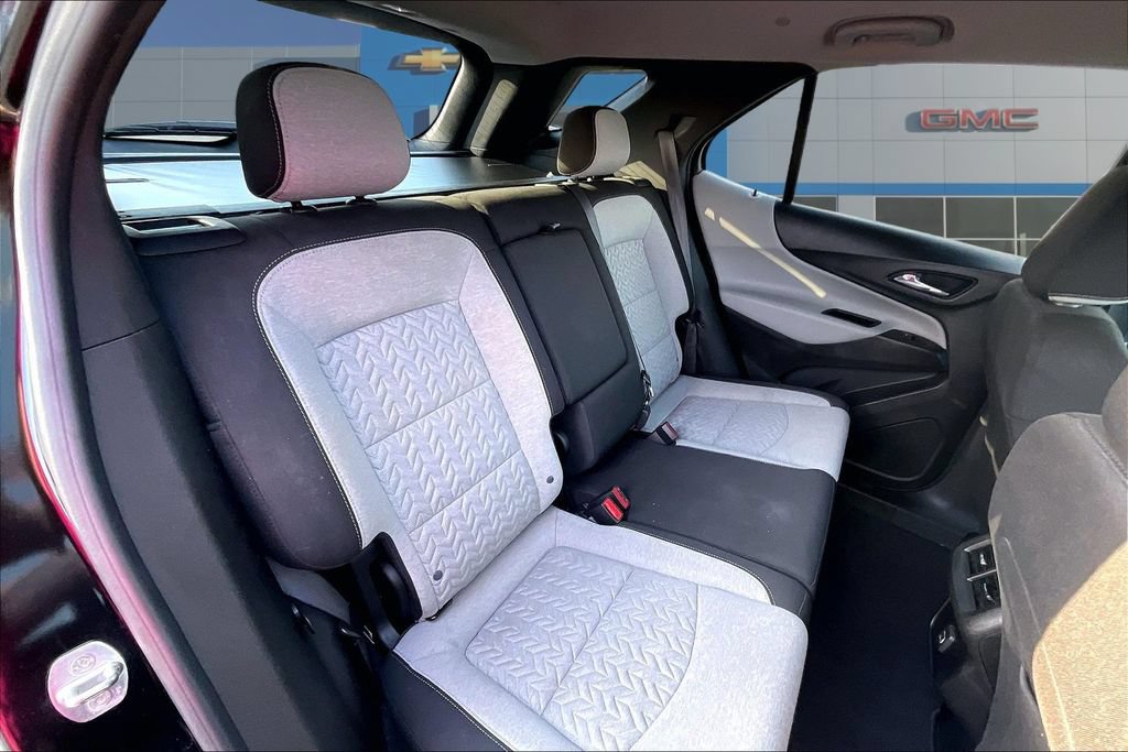 Used 2022 Chevrolet Equinox LS AWD/4WD image 25