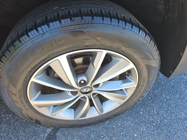 Used 2019 Hyundai Santa Fe Limited image 18