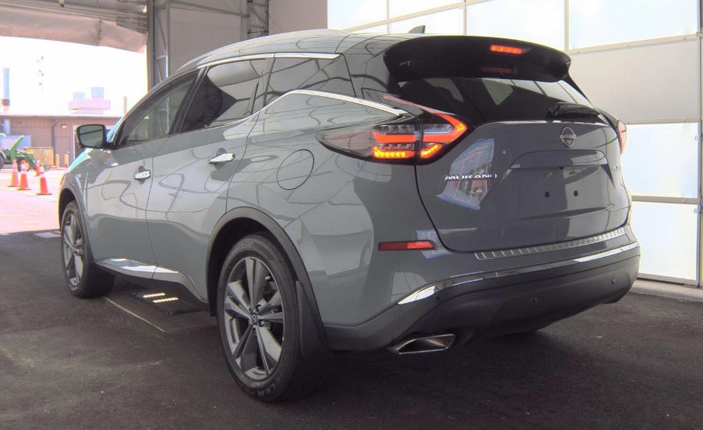 Certified 2023 Nissan Murano Platinum w/ Cargo Package image 4