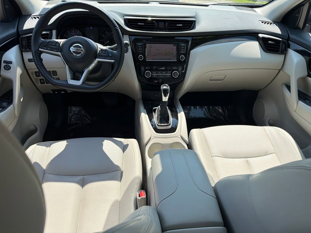 Certified 2022 Nissan Rogue Sport SL image 15