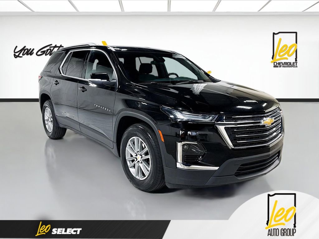 Used 2023 Chevrolet Traverse LT w/ LPO, Floor Liner Package image 3