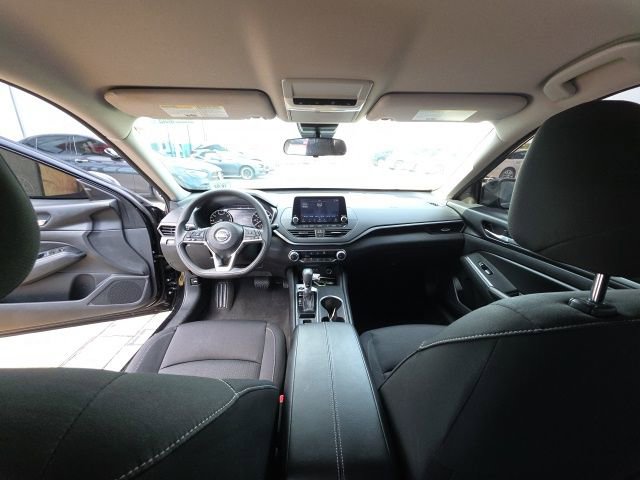 Used 2022 Nissan Altima 2.5 SV image 24