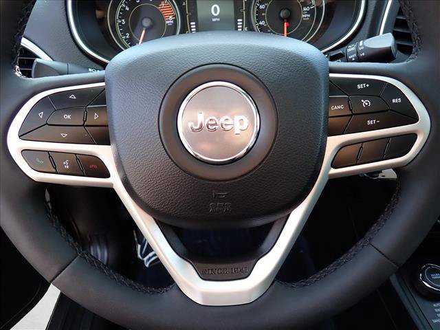 Used 2022 Jeep Cherokee Latitude w/ Sun & Sound Group AWD/4WD image 16
