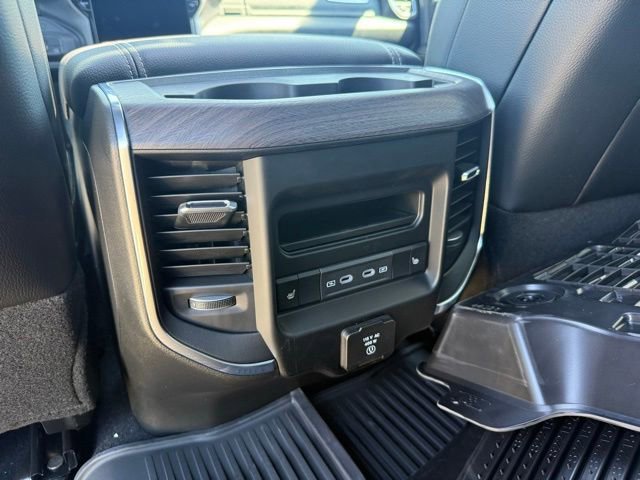 New 2026 RAM 3500 Laramie AWD/4WD image 28