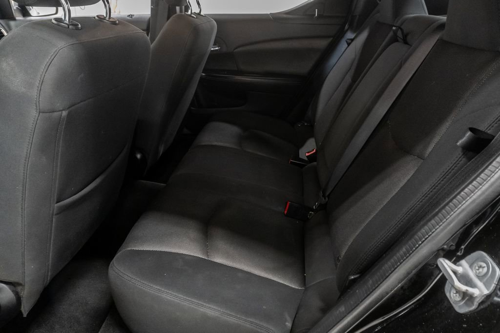 Used 2014 Dodge Avenger SE FWD image 21