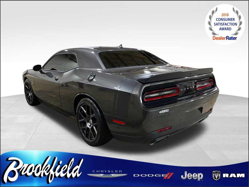 Used 2016 Dodge Challenger R/T Scat Pack w/ Leather Interior Group RWD image 6