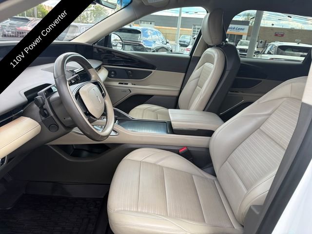 Used 2024 Lincoln Nautilus Reserve w/ Equipment Group 202A AWD/4WD image 14