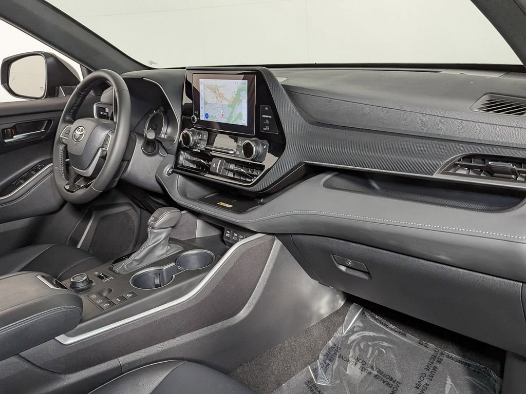 Used 2024 Toyota Highlander XSE image 36