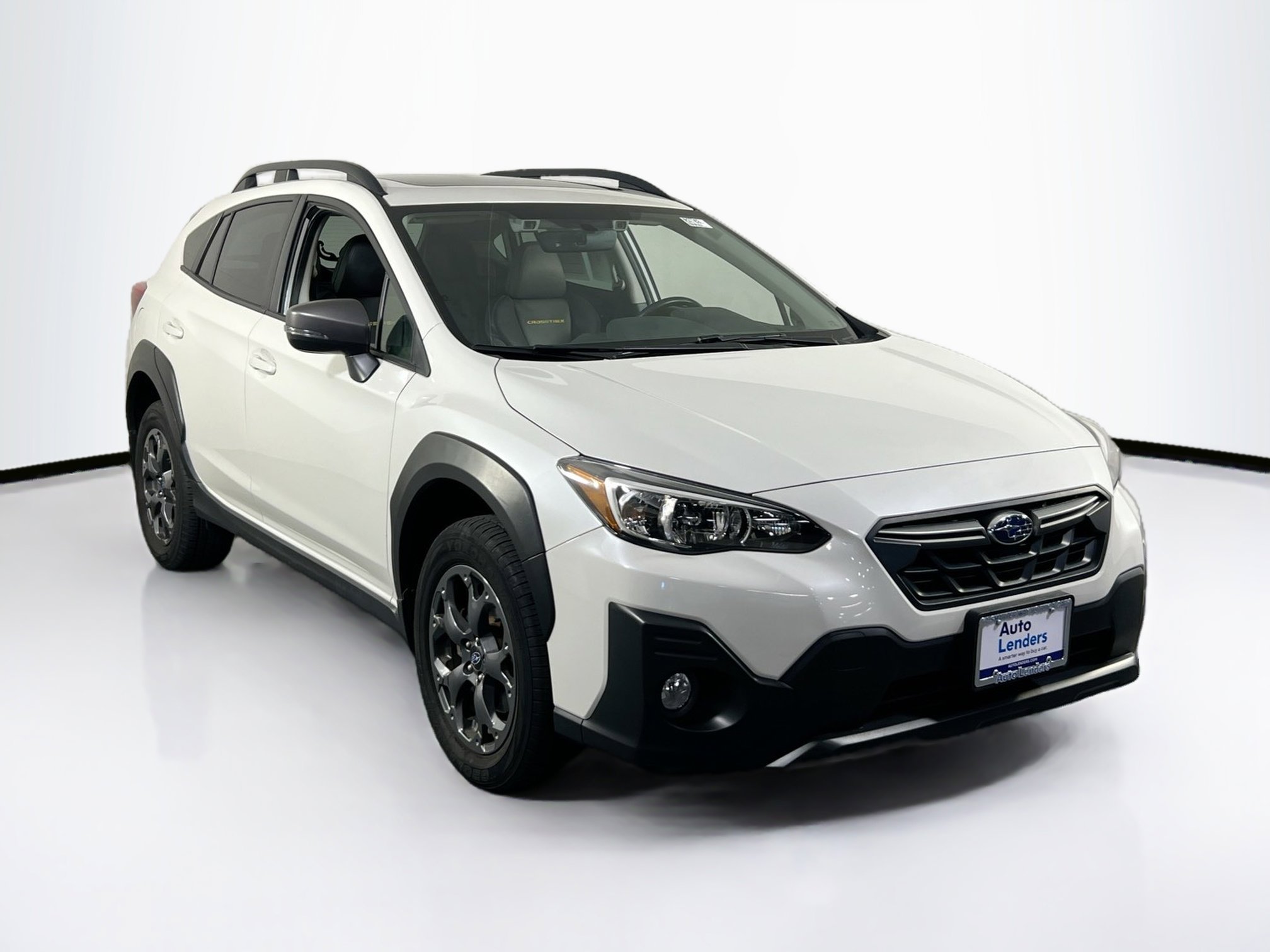 Used 2022 Subaru Crosstrek 2.5i Sport w/ Moonroof Package image 3