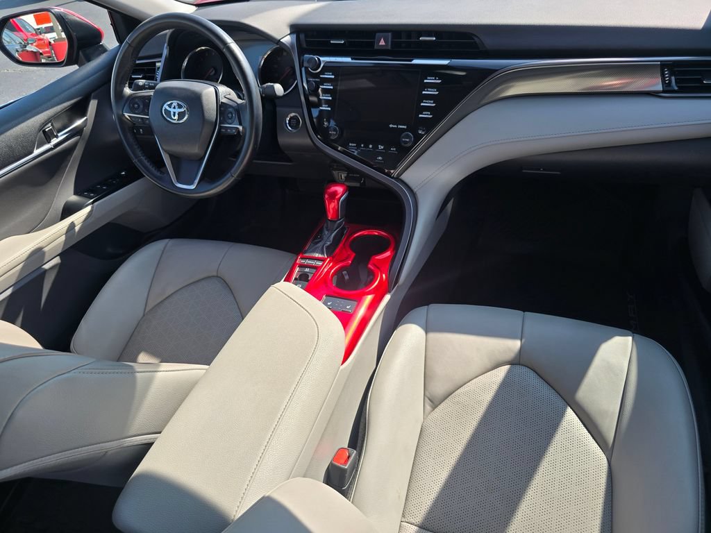 Used 2019 Toyota Camry XSE FWD image 15