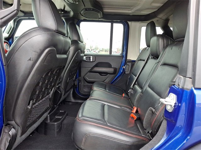 Used 2019 Jeep Wrangler Unlimited Rubicon w/ Cold Weather Group image 10