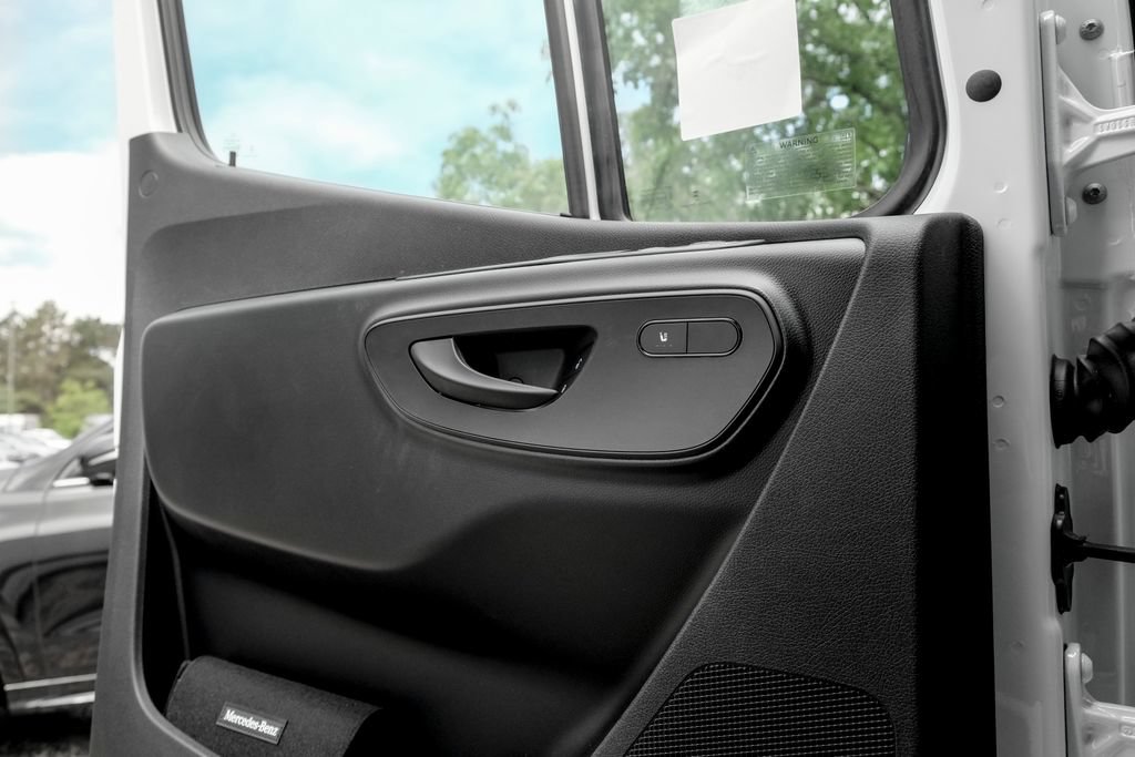 New 2026 Mercedes-Benz Sprinter 2500 image 13