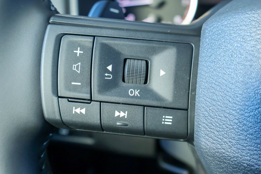 New 2026 Nissan Rogue SV image 10