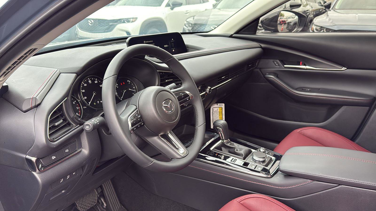 New 2025 MAZDA CX-30 AWD 2.5 S w/ Preferred Package image 18