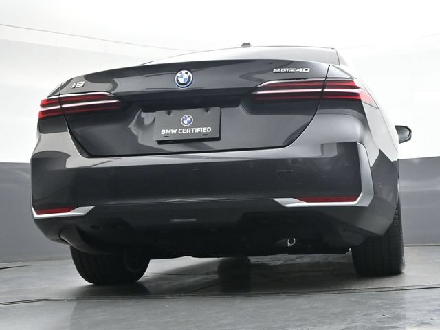 Certified 2025 BMW i5 eDrive40i w/ Premium Package RWD image 36