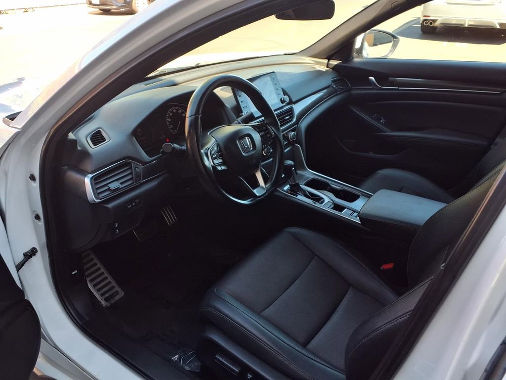 Used 2019 Honda Accord Sport image 13