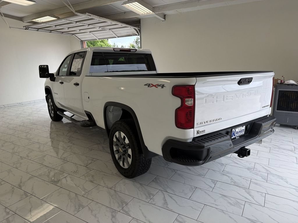 Used 2025 Chevrolet Silverado 2500 Custom w/ Custom Value Package AWD/4WD image 6