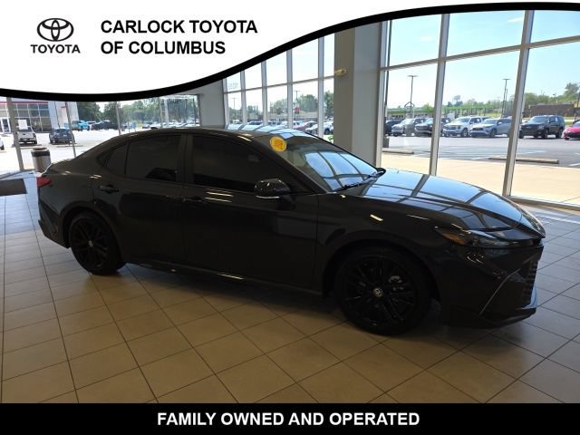 Used 2026 Toyota Camry SE FWD image 6