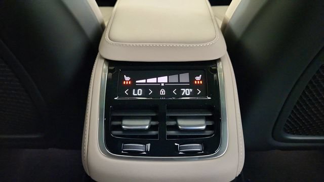 New 2026 Volvo XC90 T8 Plus w/ Protection Package Premier AWD/4WD image 33