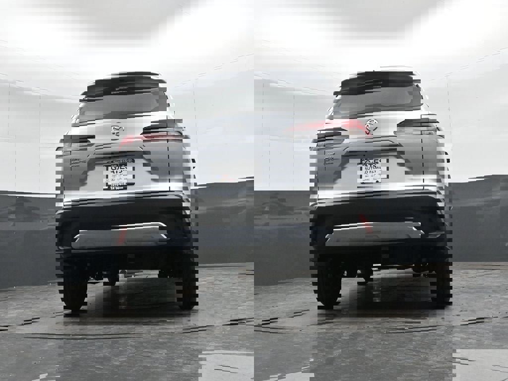 New 2026 Toyota Corolla Cross L image 39
