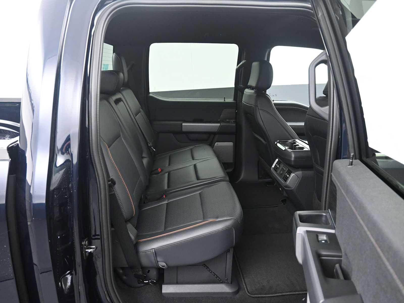 New 2026 Ford F150 Lariat w/ Equipment Group 502A High image 11