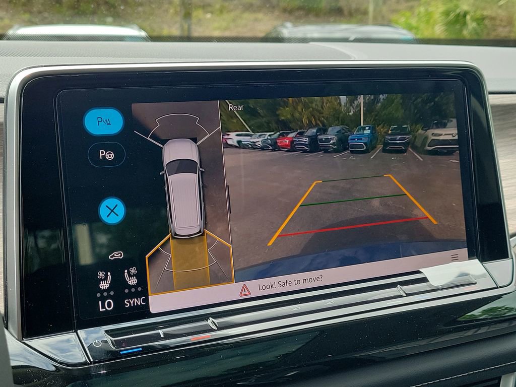 New 2026 Volkswagen Atlas SEL Premium R-Line image 19