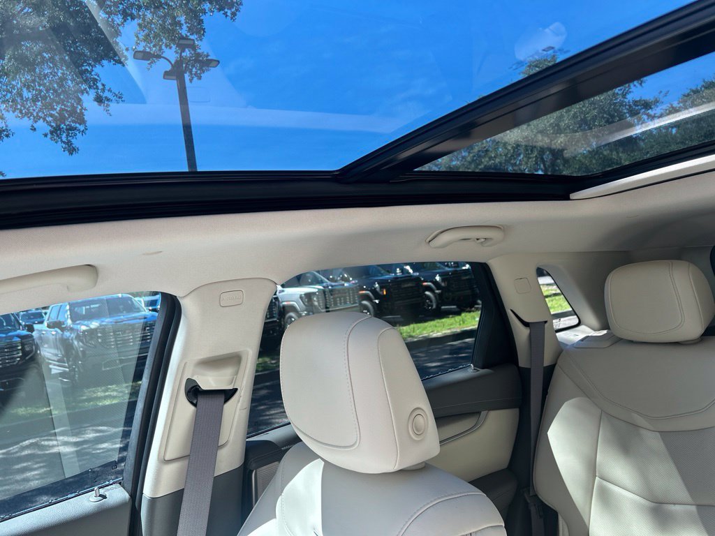 Used 2021 Cadillac XT5 Premium Luxury FWD image 12
