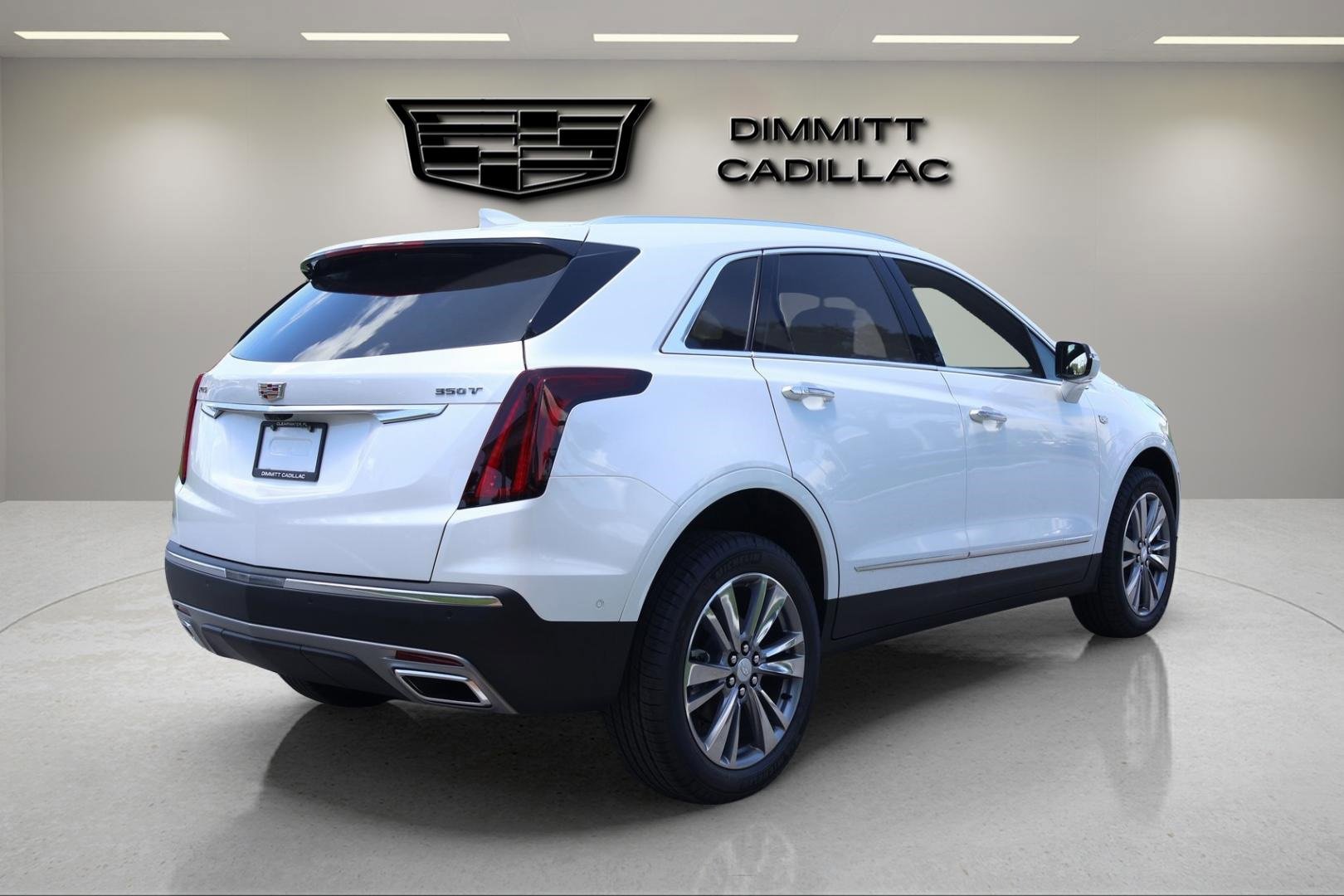 New 2025 Cadillac XT5 Premium Luxury w/ Technology Package image 5