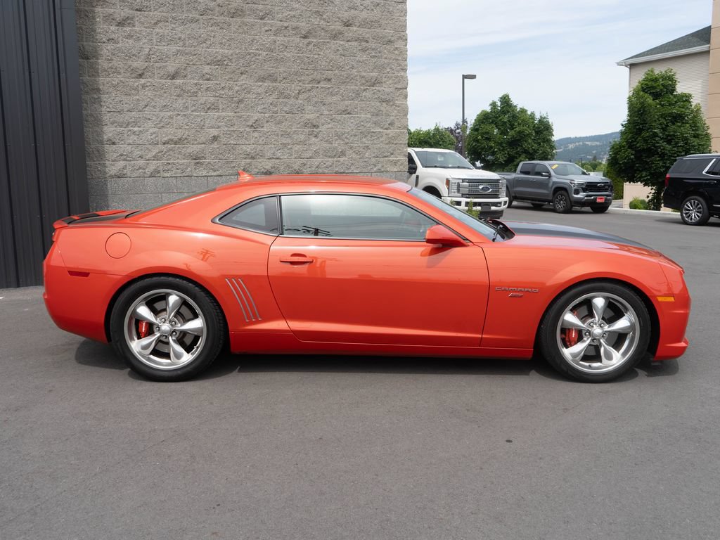 Used 2012 Chevrolet Camaro SS w/ RS Package RWD image 8