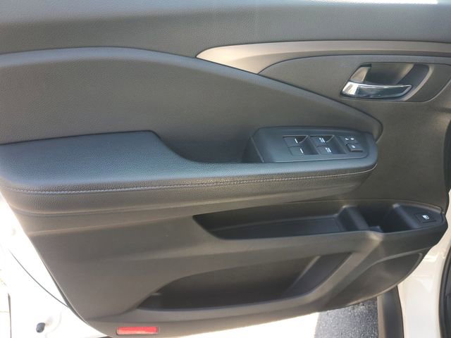 Used 2017 Honda Ridgeline RTL-T image 14