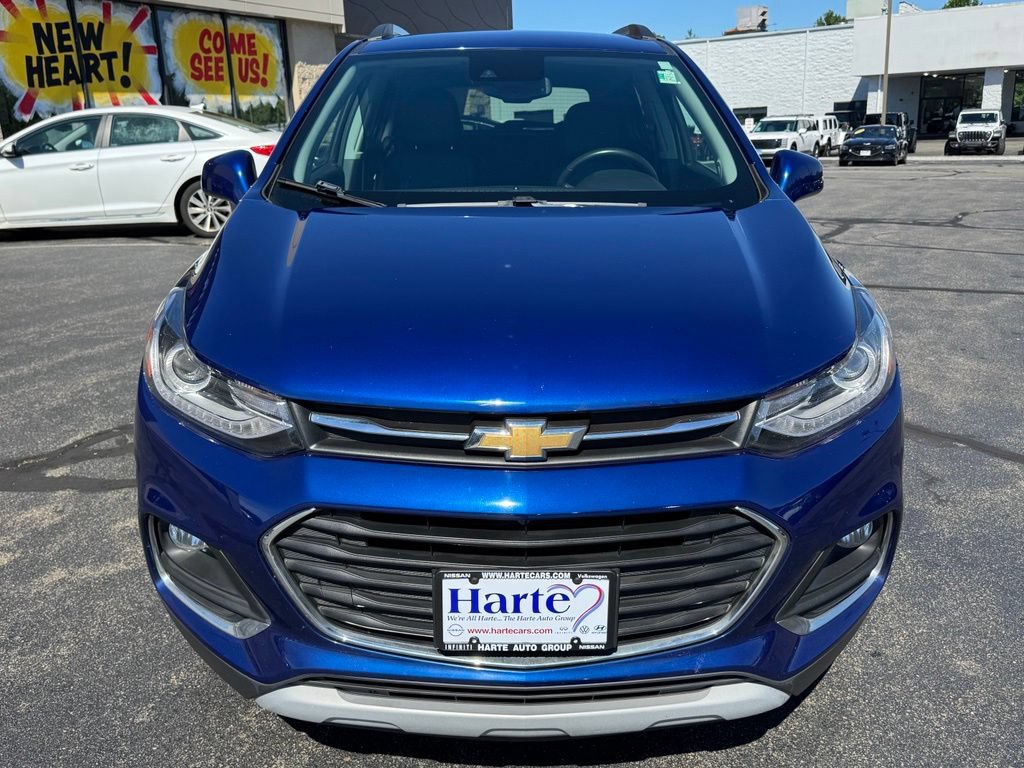 Used 2017 Chevrolet Trax Premier w/ Driver Confidence II Package AWD/4WD image 2