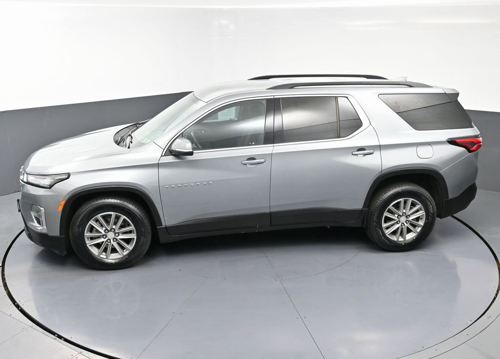 Used 2023 Chevrolet Traverse LT w/ LPO, Floor Liner Package image 51