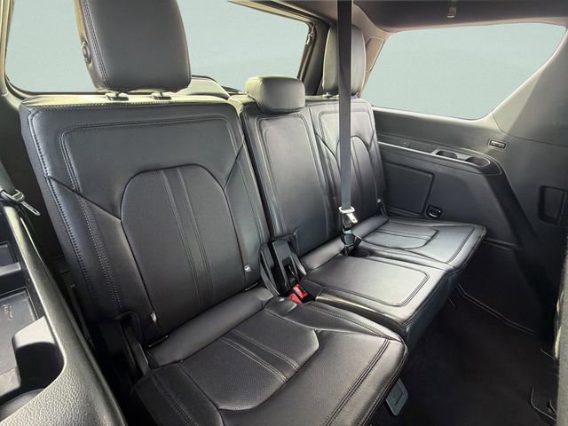 Used 2021 Ford Expedition Limited image 14
