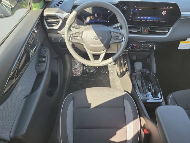 New 2026 Chevrolet TrailBlazer LT w/ Midnight Edition FWD image 13