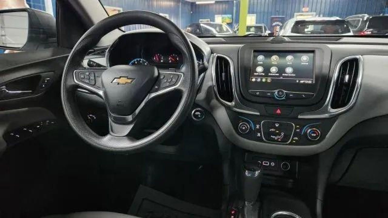 Used 2019 Chevrolet Equinox LS image 35