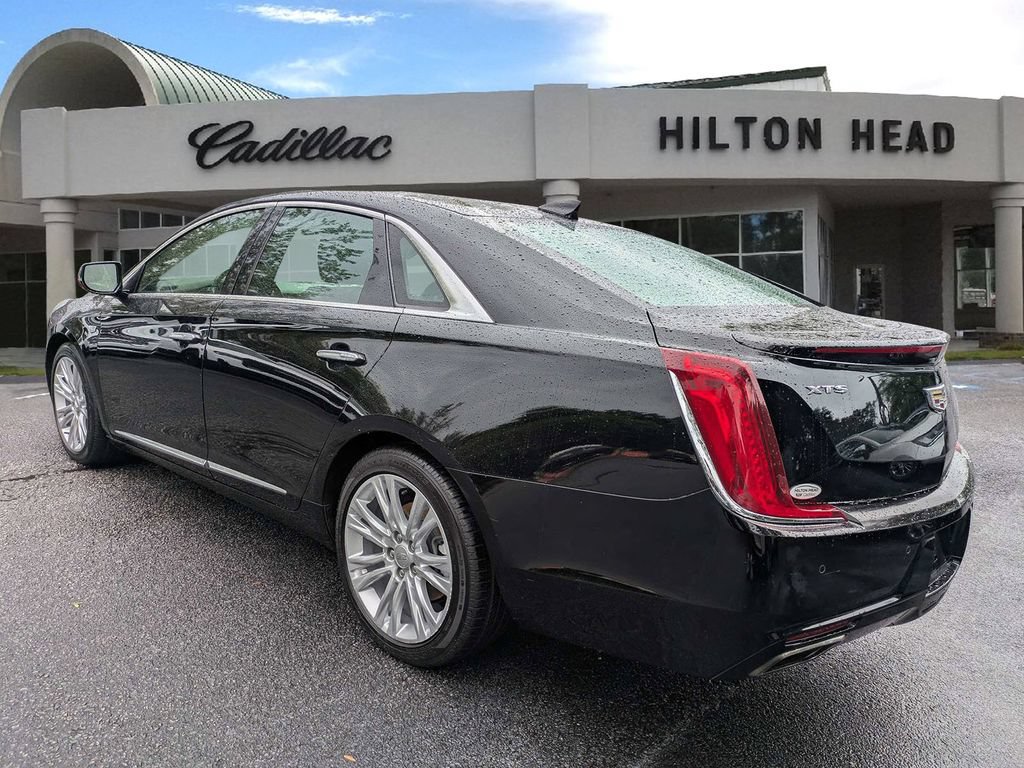 Used 2019 Cadillac XTS Luxury FWD image 4
