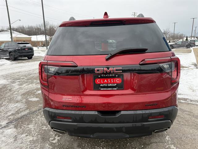 Used 2022 GMC Acadia SLE w/ Driver Convenience Package image 5