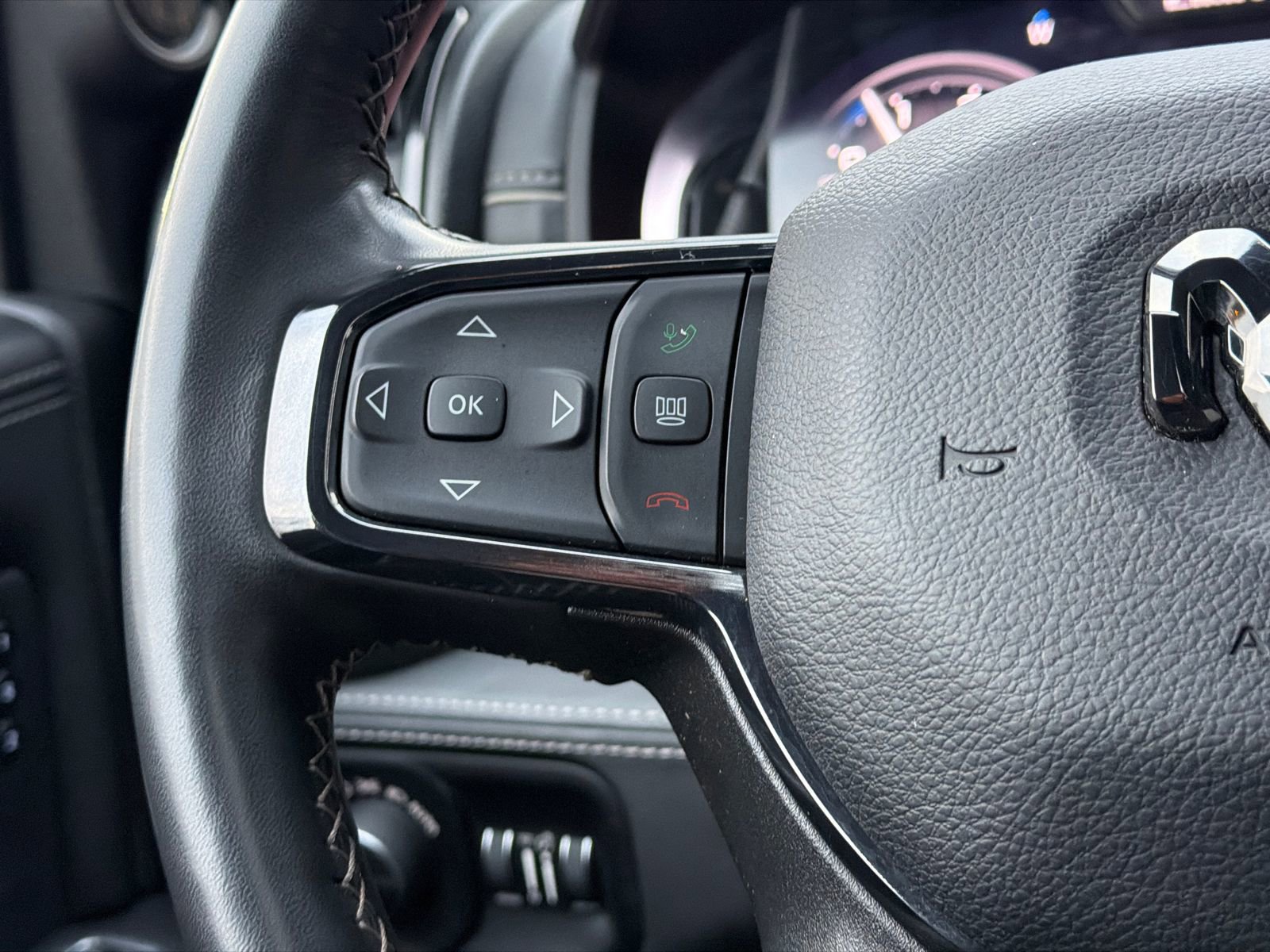 Used 2024 RAM 3500 Limited image 28