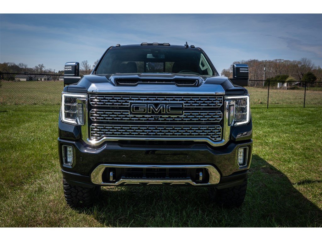 Used 2022 GMC Sierra 2500 Denali AWD/4WD image 6