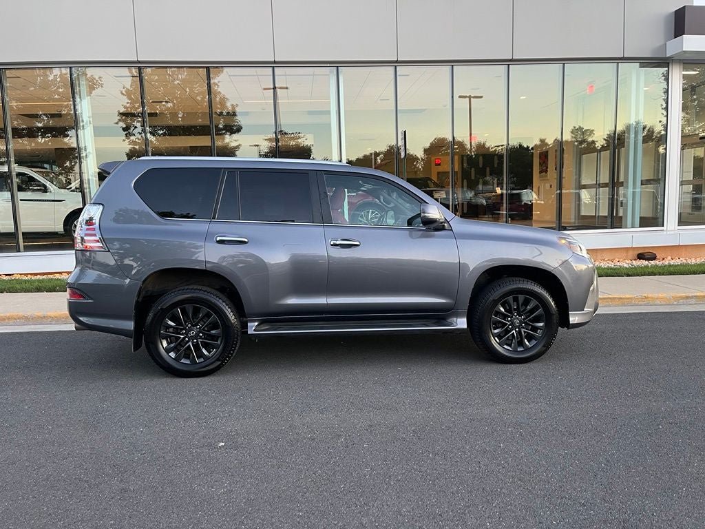 Used 2021 Lexus GX 460 Premium w/ Premium Package AWD/4WD image 10