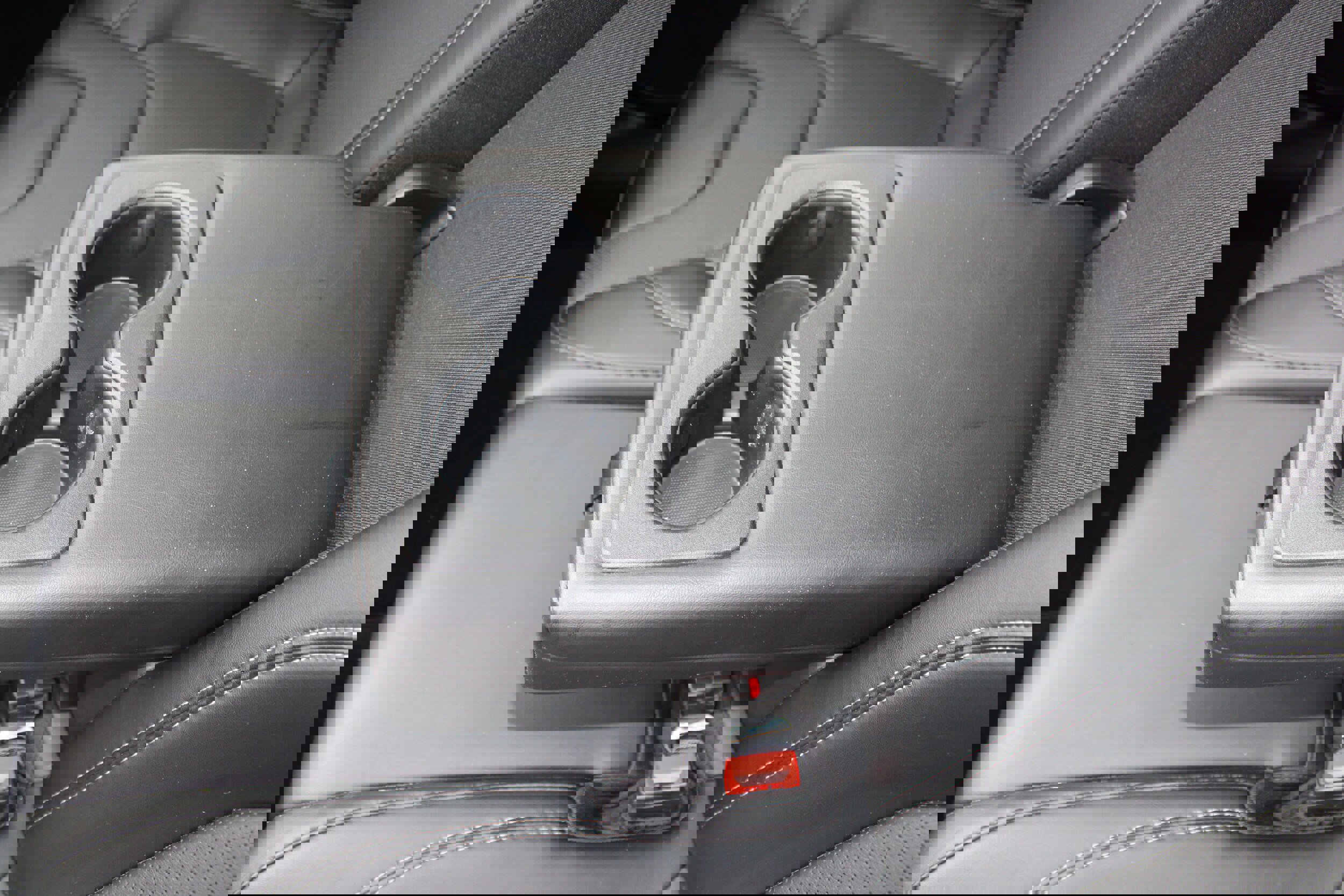 Used 2022 Jeep Cherokee Latitude Lux w/ Sun & Sound Group image 18