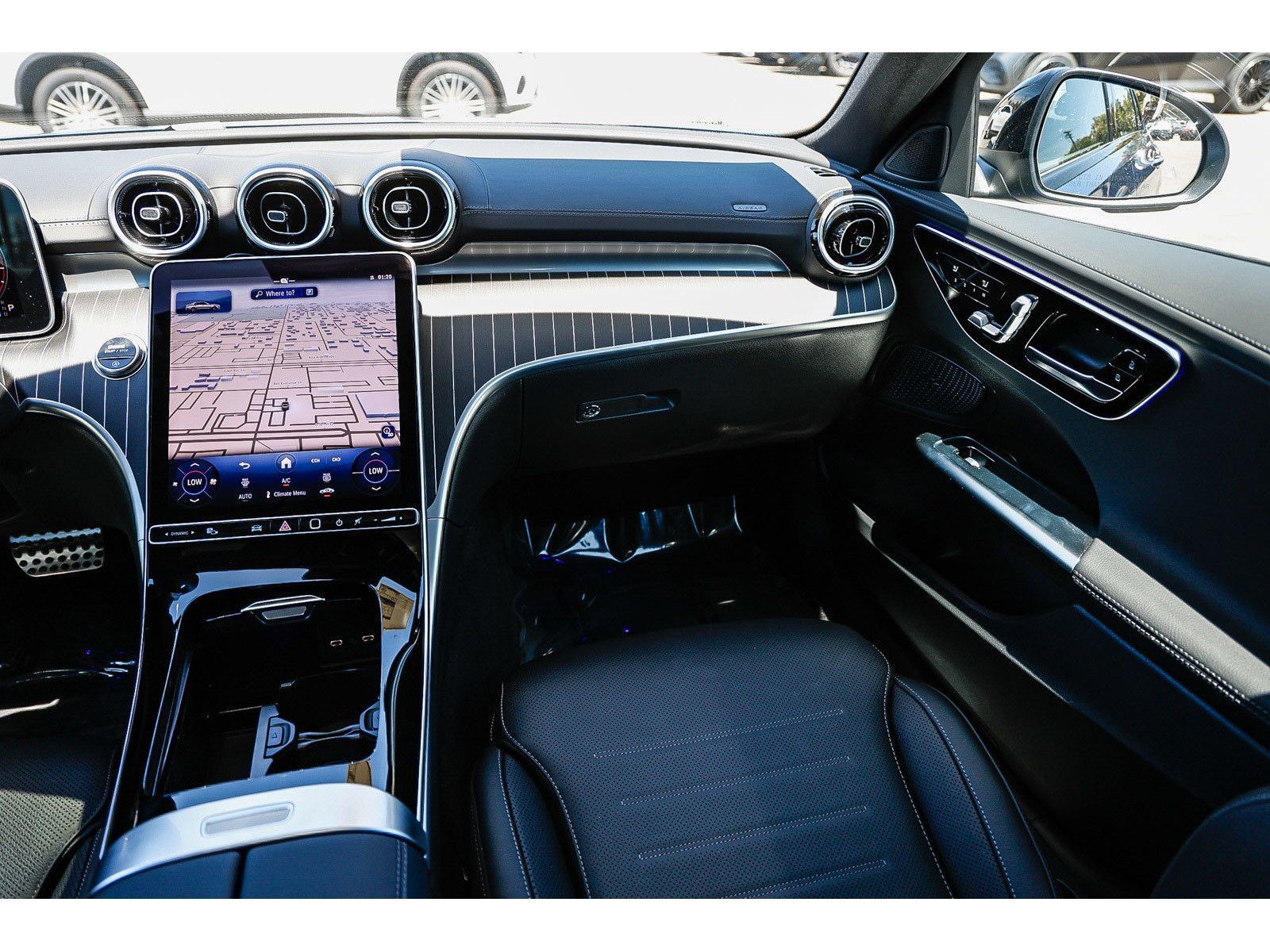 New 2025 Mercedes-Benz C 300 Sedan image 15