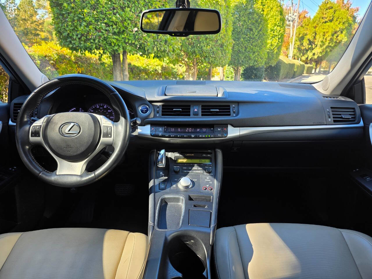 Used 2012 Lexus CT 200h Premium image 13