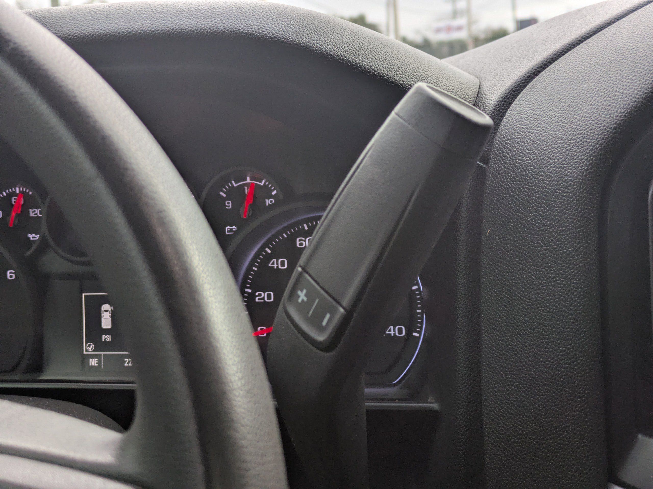 Used 2020 Chevrolet Silverado 1500 Custom w/ Custom Value Package image 18