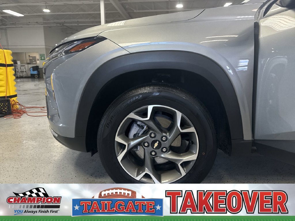 Certified 2024 Chevrolet Trax LT FWD image 41