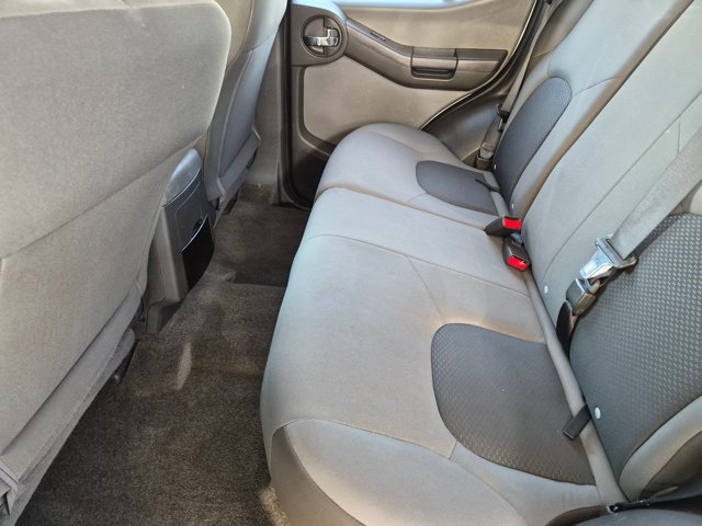 Used 2013 Nissan Xterra S AWD/4WD image 15