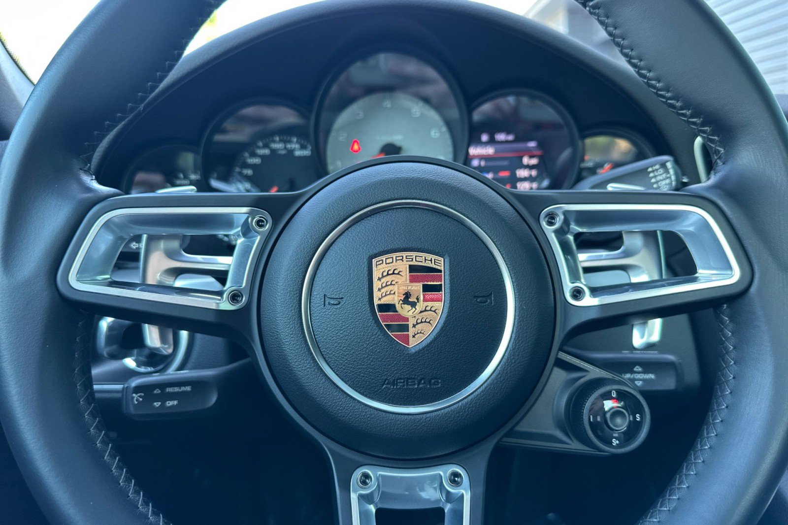 Certified 2017 Porsche 911 Carrera 4S image 23