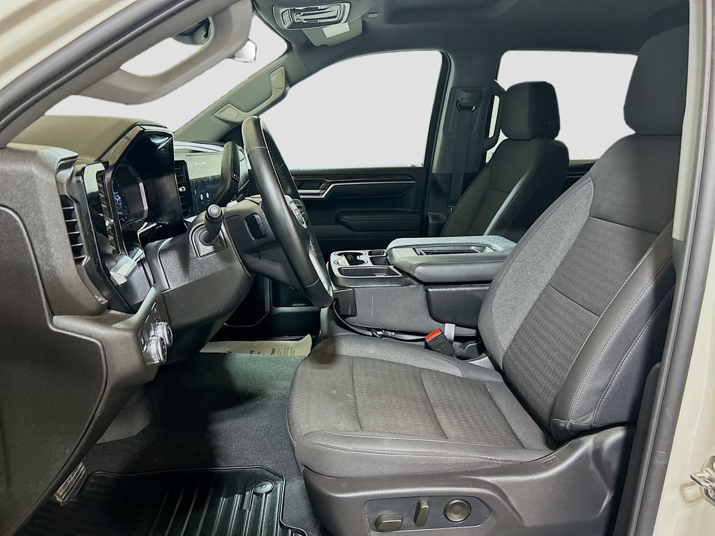 Used 2026 GMC Sierra 1500 SLE RWD image 19
