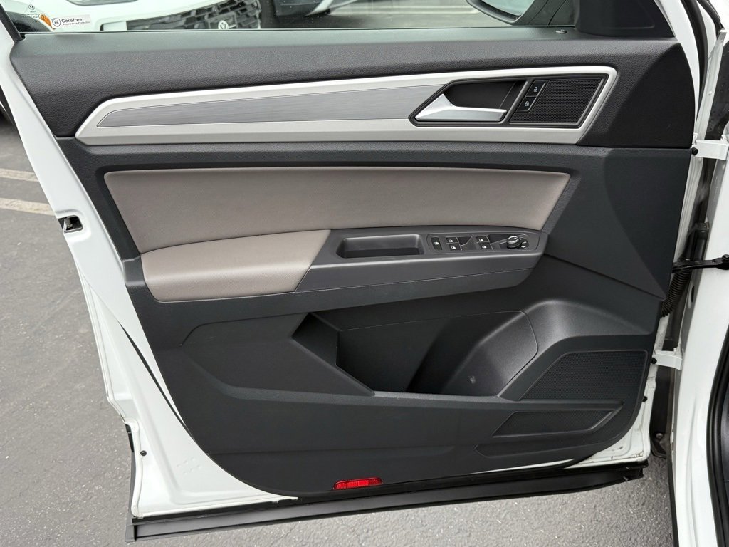 Used 2021 Volkswagen Atlas S image 11